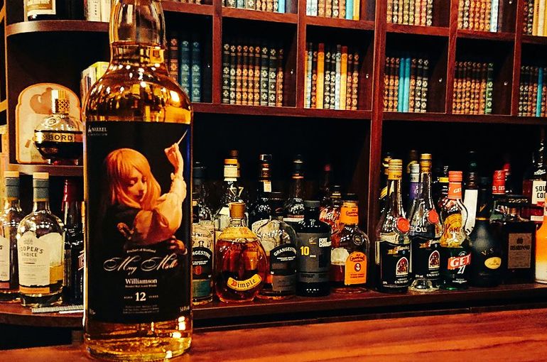 紫*】様 マグメル ウィリアムソン12年 700ml 54.4% 紫*】様 マグメル