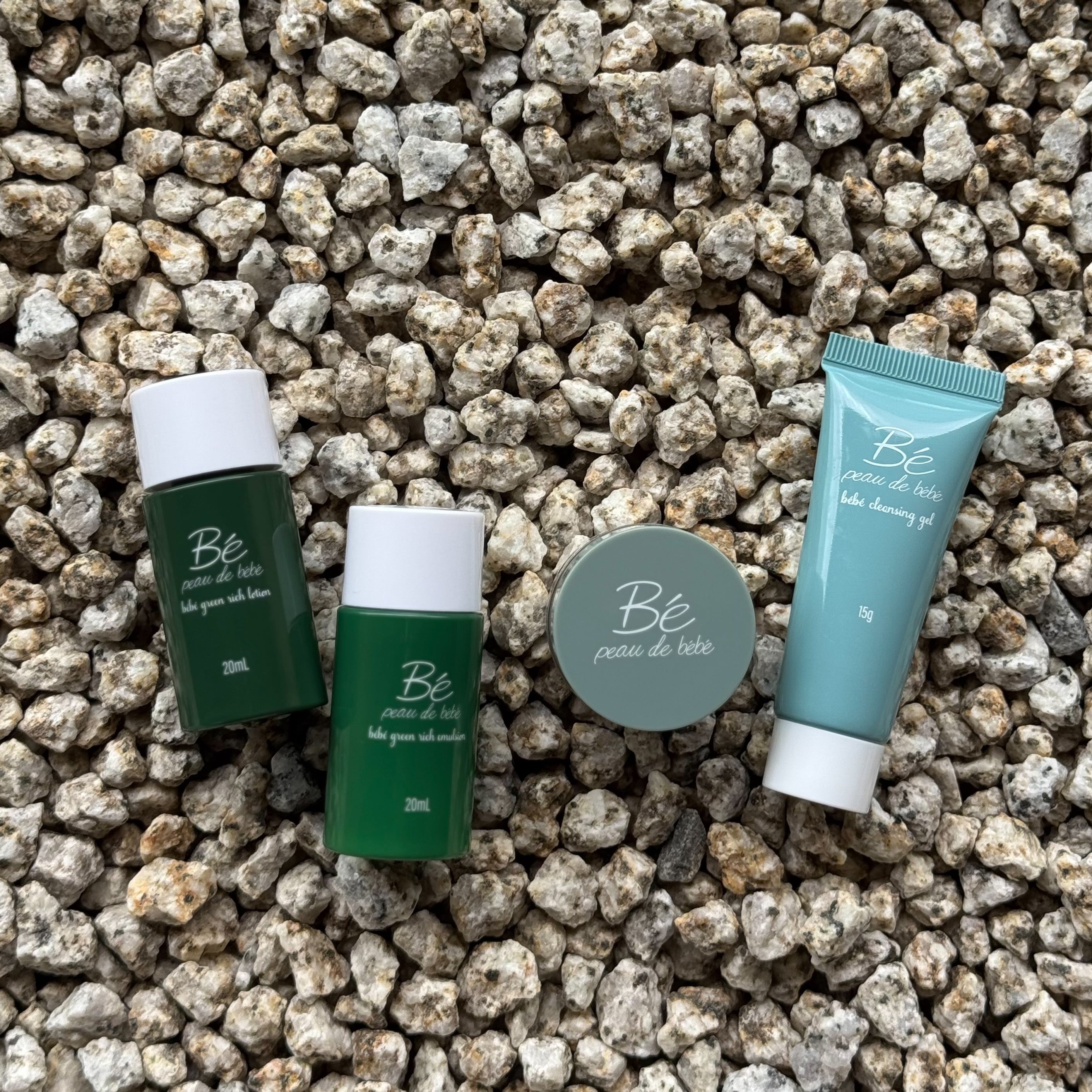 bebe 板野友美 グリーンリッチエマルジョン なな】peau de bebe