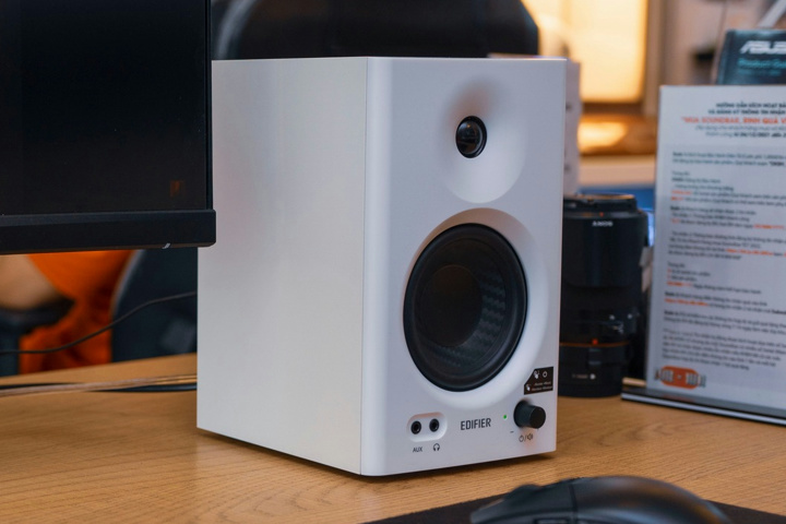 1012白/EDIFIER MR4 42W PC モニタースピーカー ホワイト 1012白