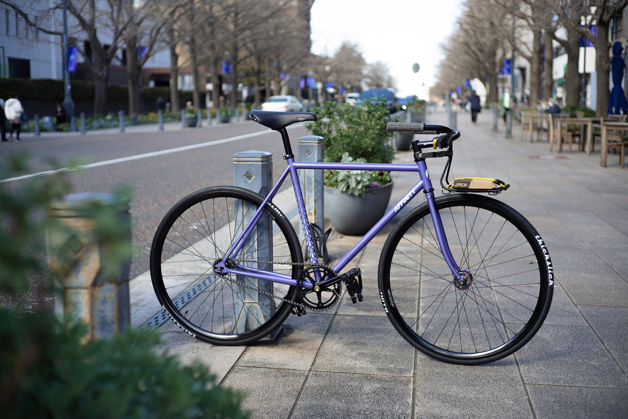 ロックバイクス リーダー ブルーラグ ブローチャーズ マスターピスト