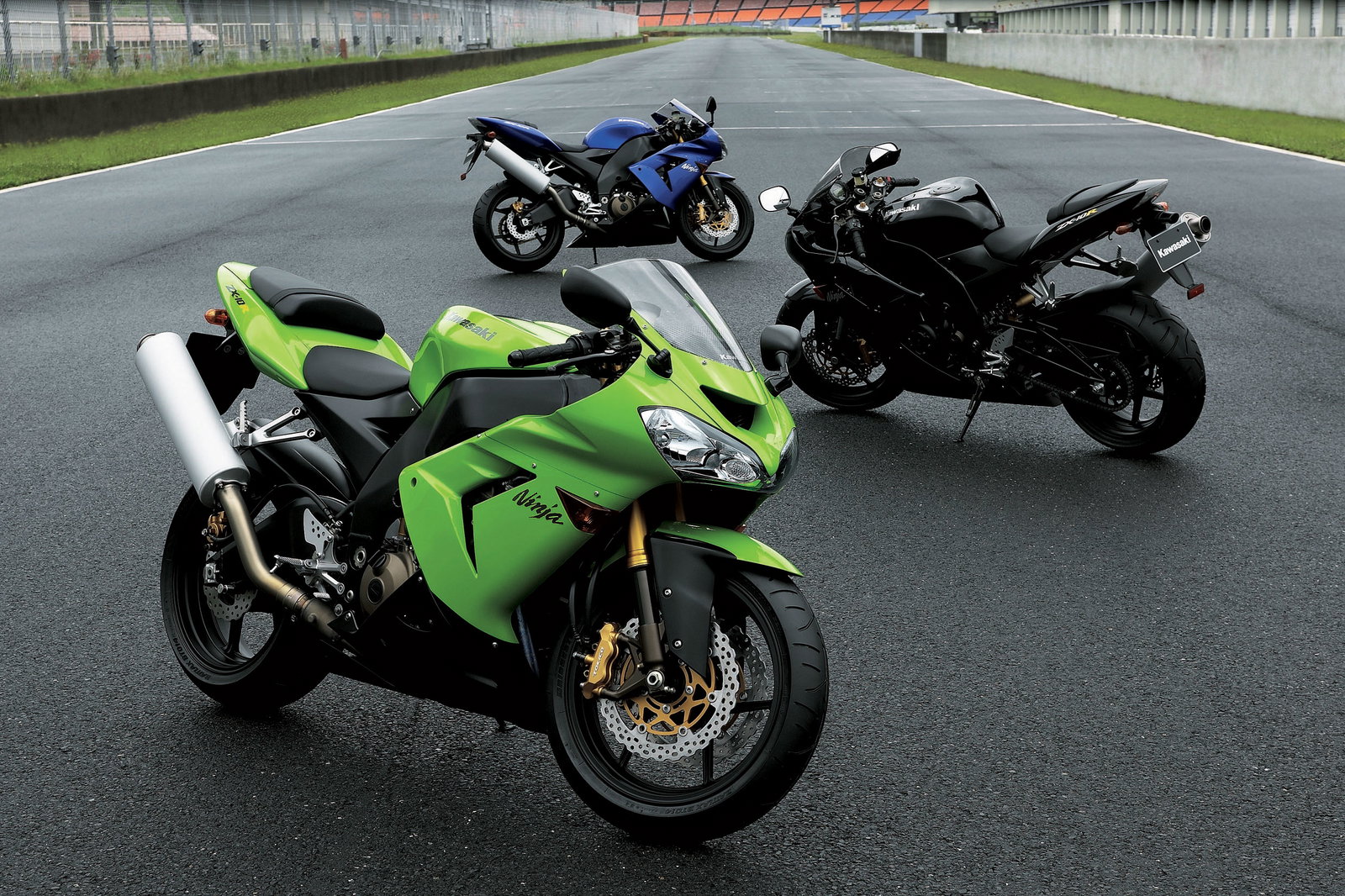 ZX-10R (2004) review | Visordown