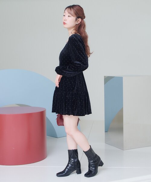 結婚式/オケージョン】ベロアスタッズミニワンピース（ワンピース