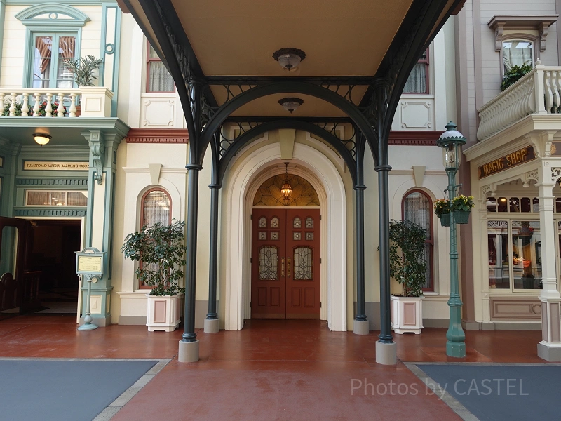 ディズニーランド会員制のクラブ33。店内の様子と入店方法！年会費や