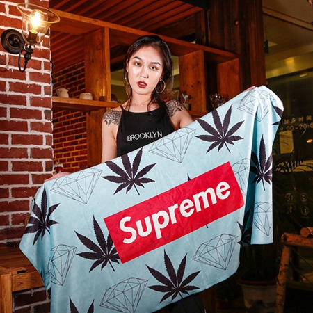 シュプリーム ビーチタオル 大判 supreme バスタオル 吸水性 家庭用