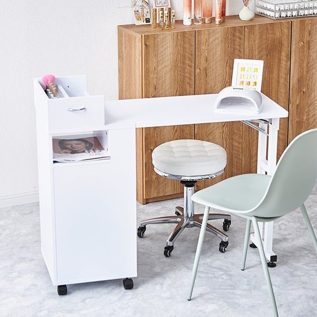 エトゥベラ] 折りたたみ ネイルテーブル MO1 ホワイト | SevenBeauty