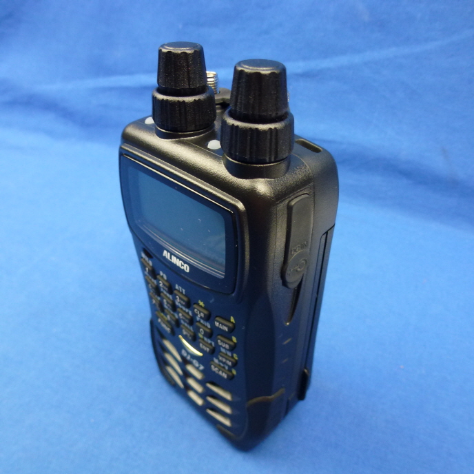ALINCO DJ-G7 144/430/1200MHZトランシーバー中古品 中古品)アルインコ