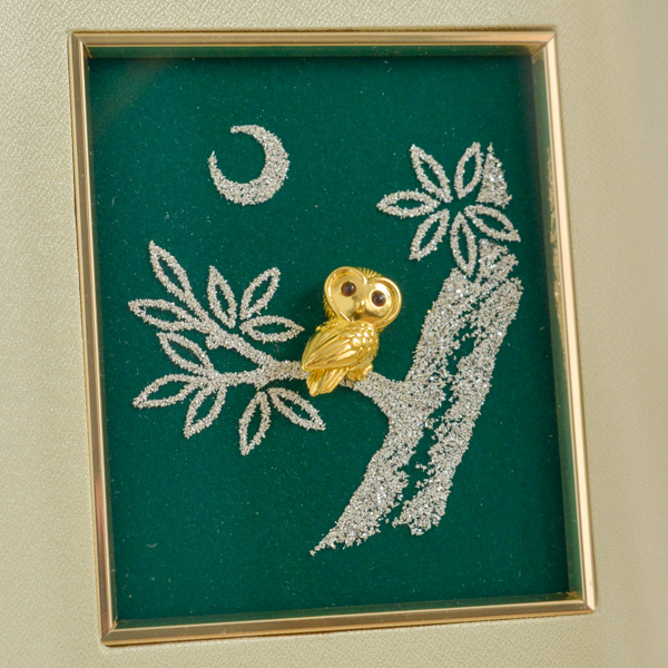 金箔の ふくろう 絵画 再度、値下げします。 金箔の ふくろう 絵画