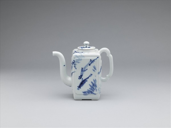 煎茶器組日本大正時代青花魚藻詩文圖方形水注- 故宮