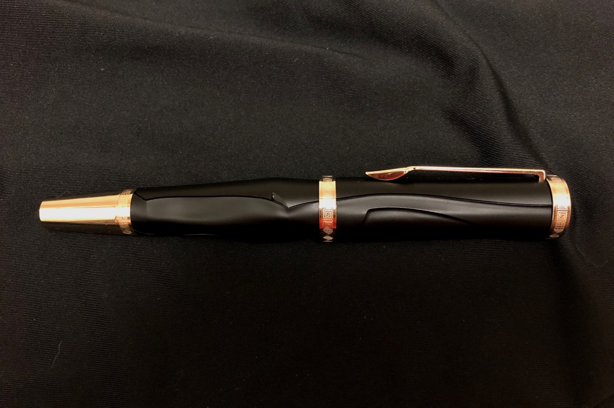 モンブラン作家シリーズ ホメロス】購入レビュー。デザインだけでなく