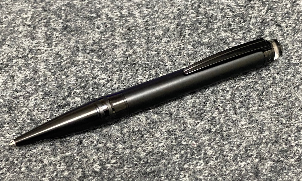 モンブラン スターウォーカー ウルトラブラック・かっこいいだけじゃ