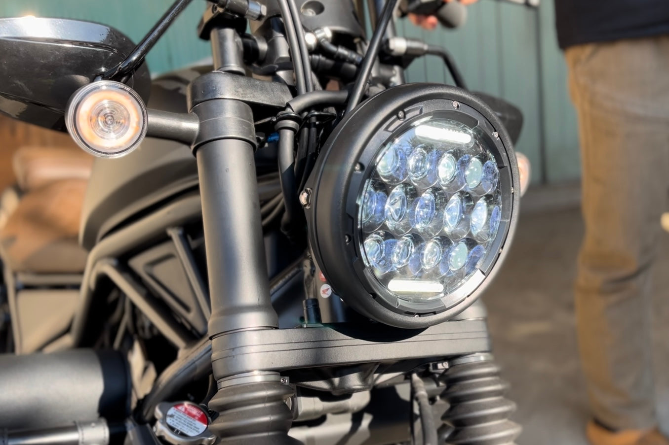 MOTOBOX レブル250 500 ヘッドライト 縦目 LED2灯化 キット