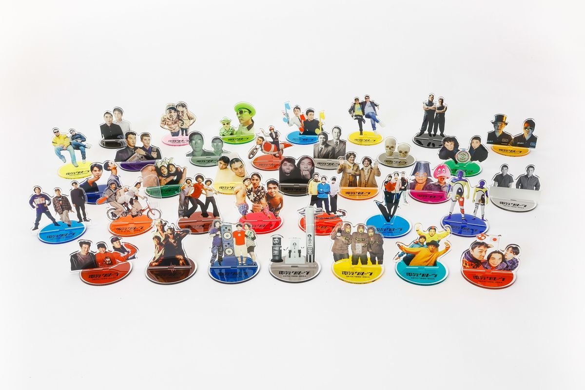 電気グルーヴ、結成35周年ツアー「3594」追加公演決定！ アクスタ35種