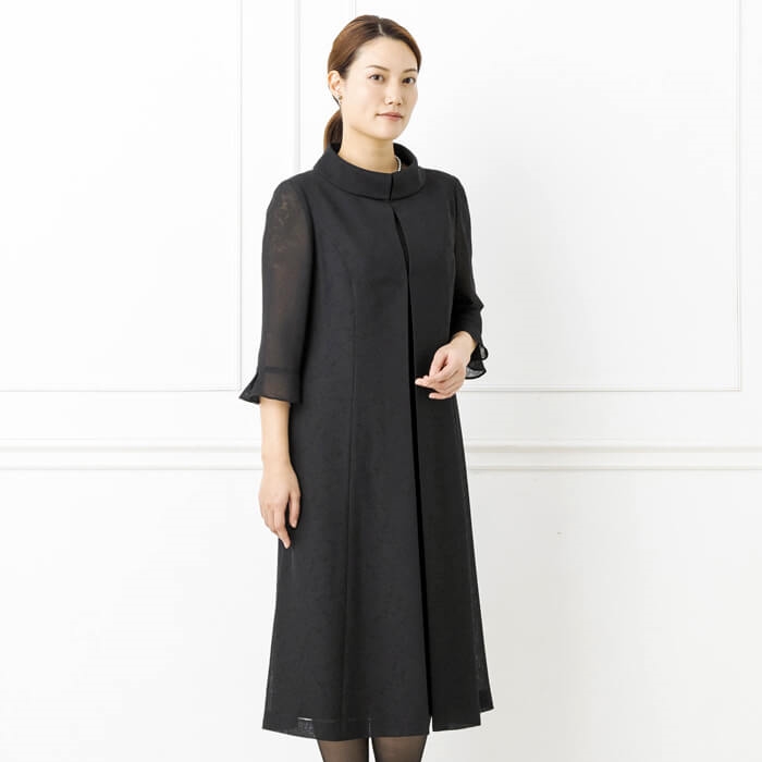 米沢織の夏用フォーマルワンピース 9号・ブラック｜東京ソワール