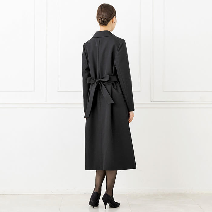 シャンタン素材のテーラードカラーコート 9号・ブラック｜東京