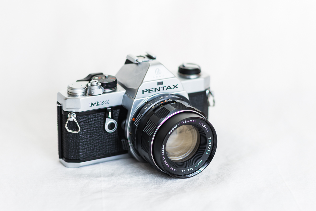 即撮影可能】 フィルムカメラ Pentax SP レンズ3個付き 即撮影可能