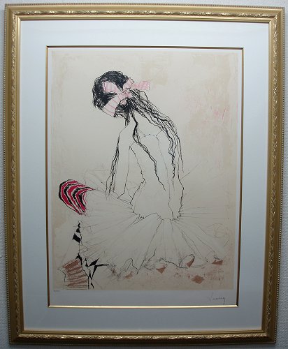 ラッセン絵の具とハケ