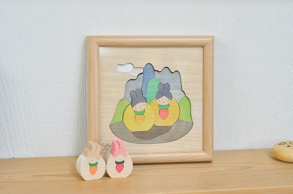 雛人形 遊プラン・小黒三郎 組み木絵 うさぎっ子びな 額入り 組み木 木