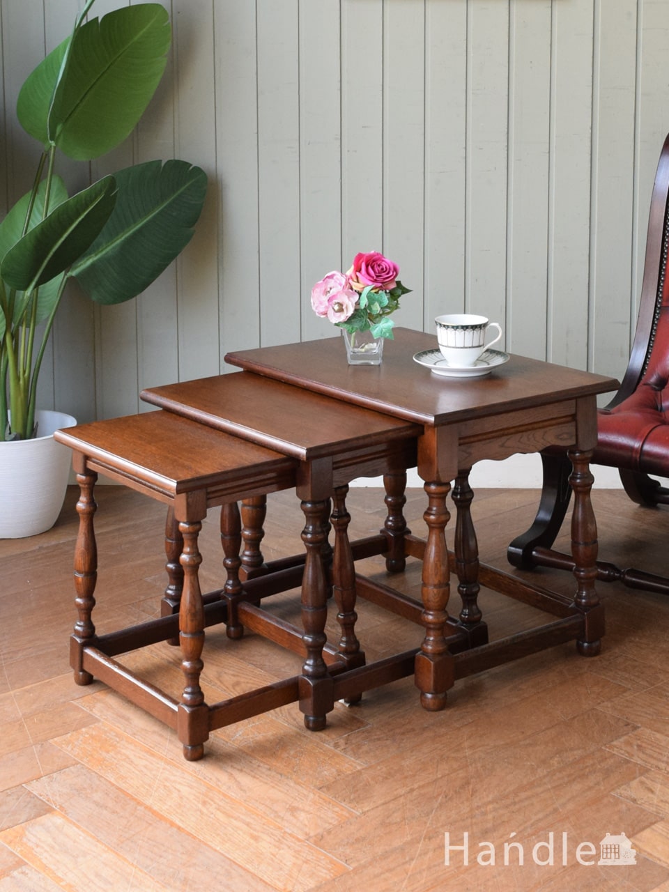 英国アンティーク木製ネストテーブル3台/収納式机/サイドテーブル