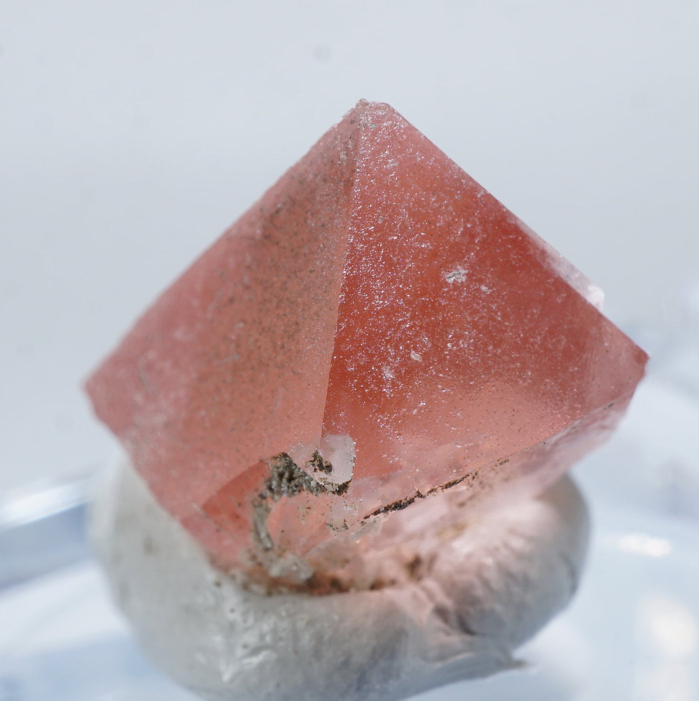 フランス Chamonix産 ピンクフローライト – 天然石ハッピーギフト