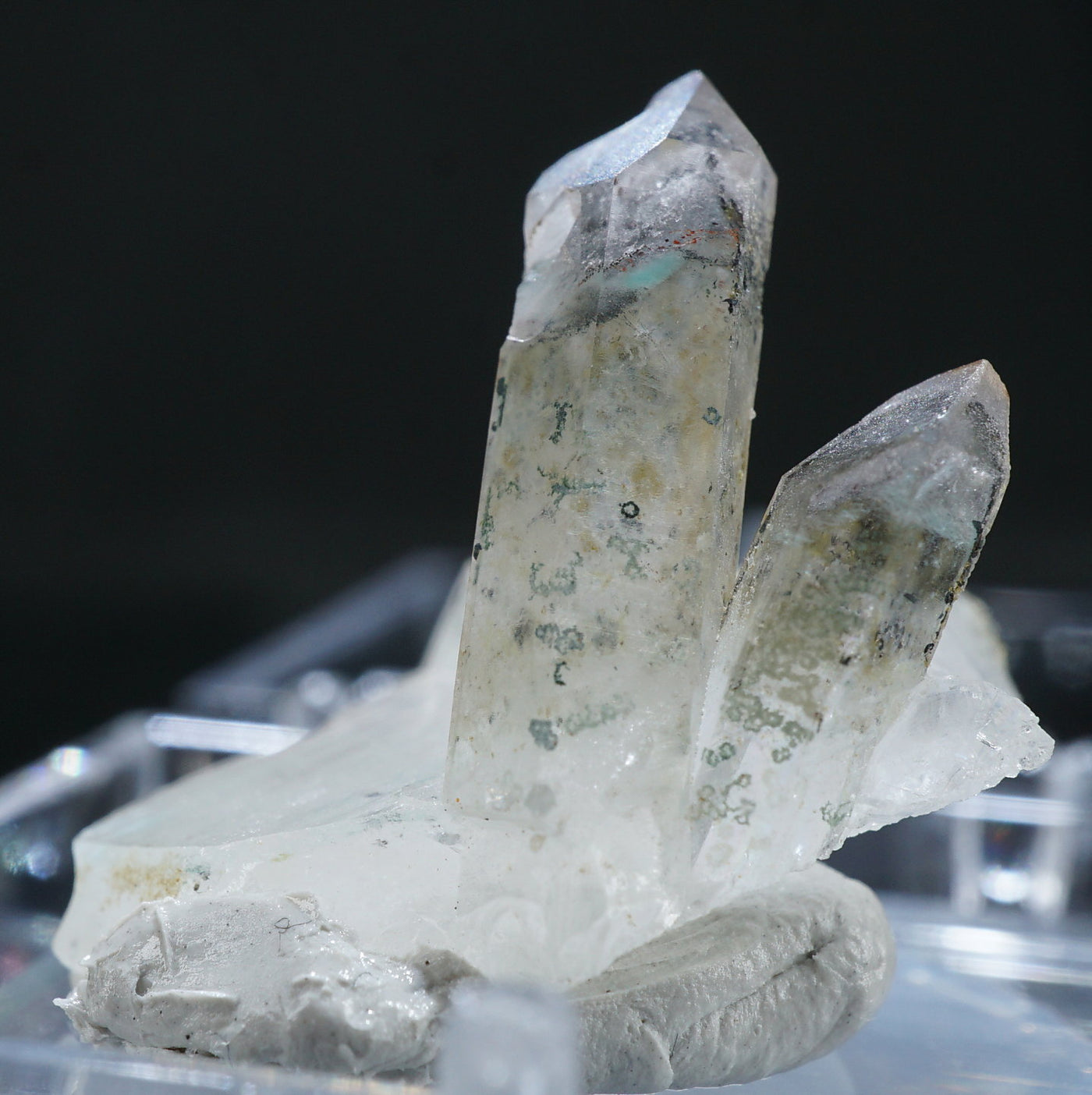 アホイト入り水晶 (南アフリカ産) 鉱物 アホイト / クォーツ【Ajoite