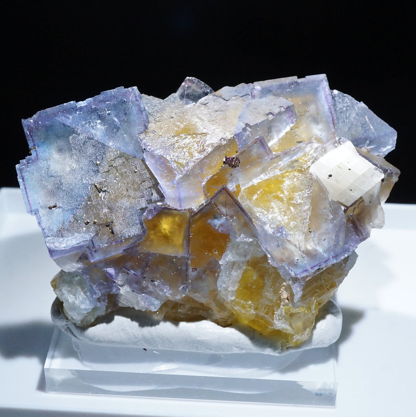 ドイツ産 フローライト – 天然石ハッピーギフト