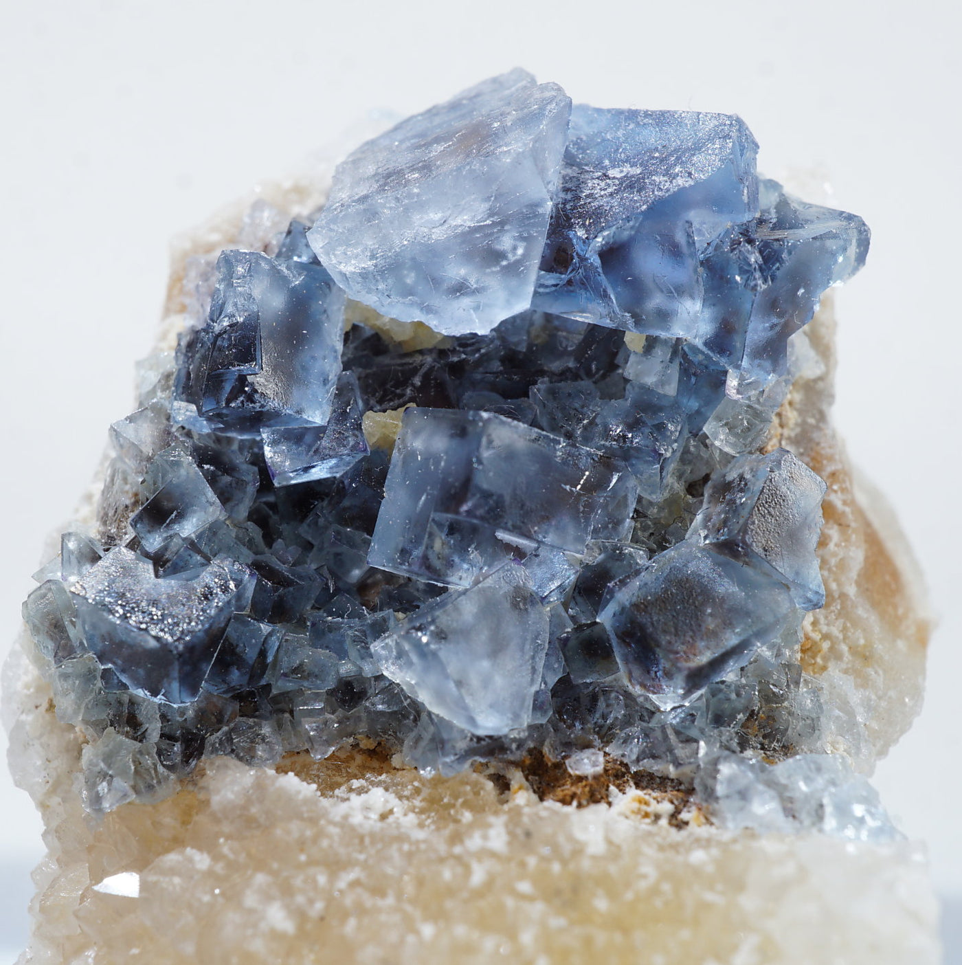 フランス La Barre(ラバール)産 フローライト – 天然石ハッピーギフト