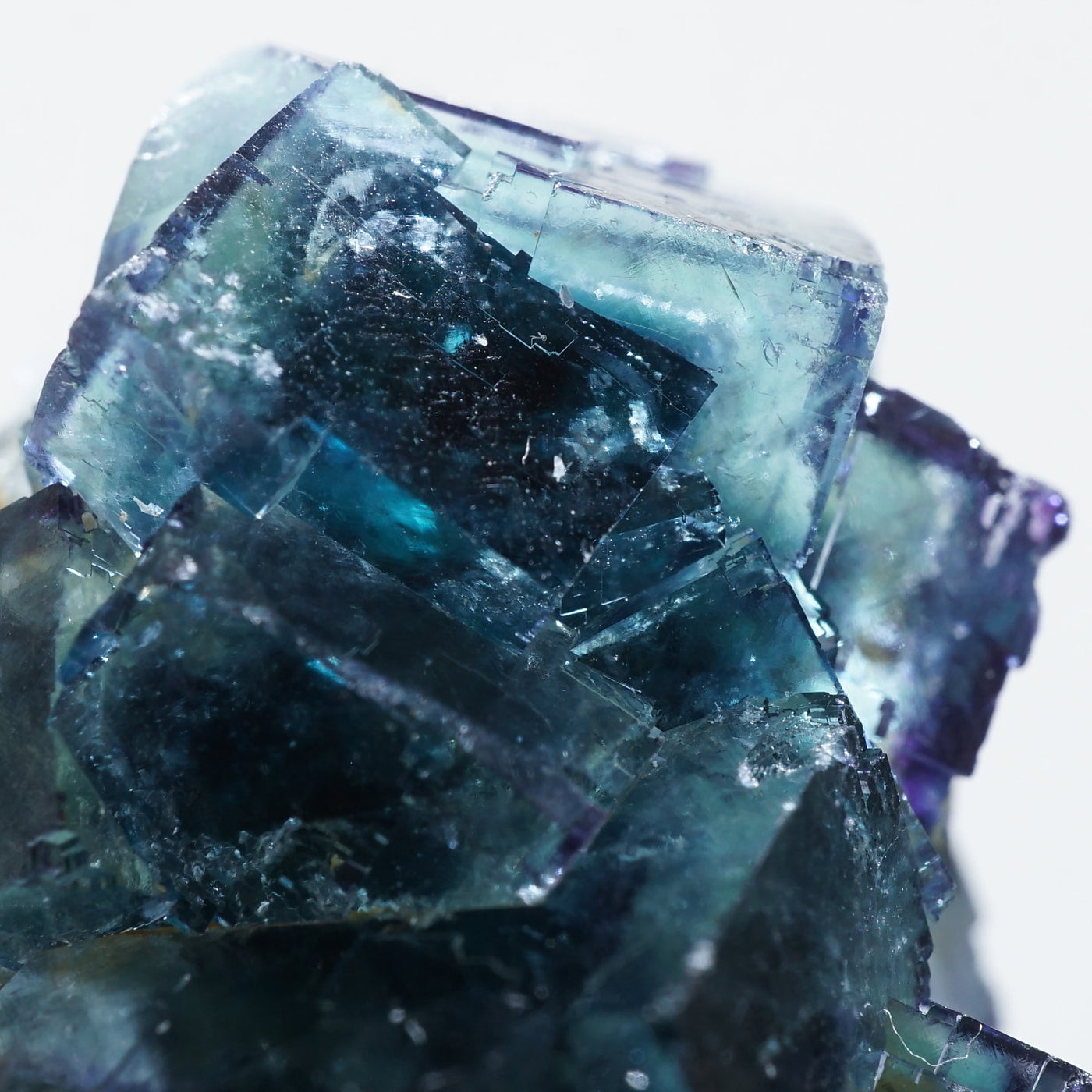 ナミビア・オコルス産 フローライト – 天然石ハッピーギフト