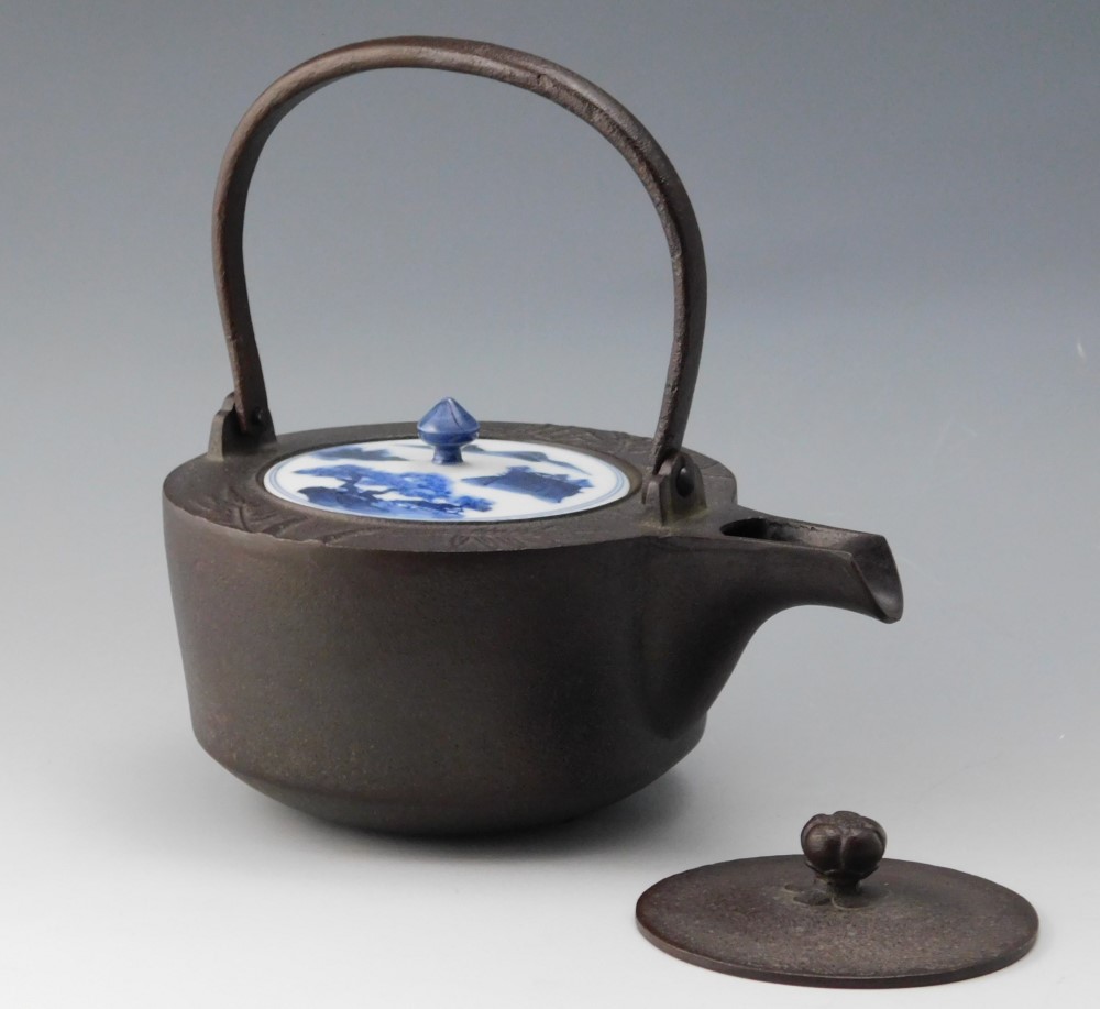 正寿堂 鉄瓶 人間国宝 高橋敬典 老梅紋様 人間国宝 高橋敬典工房 正寿