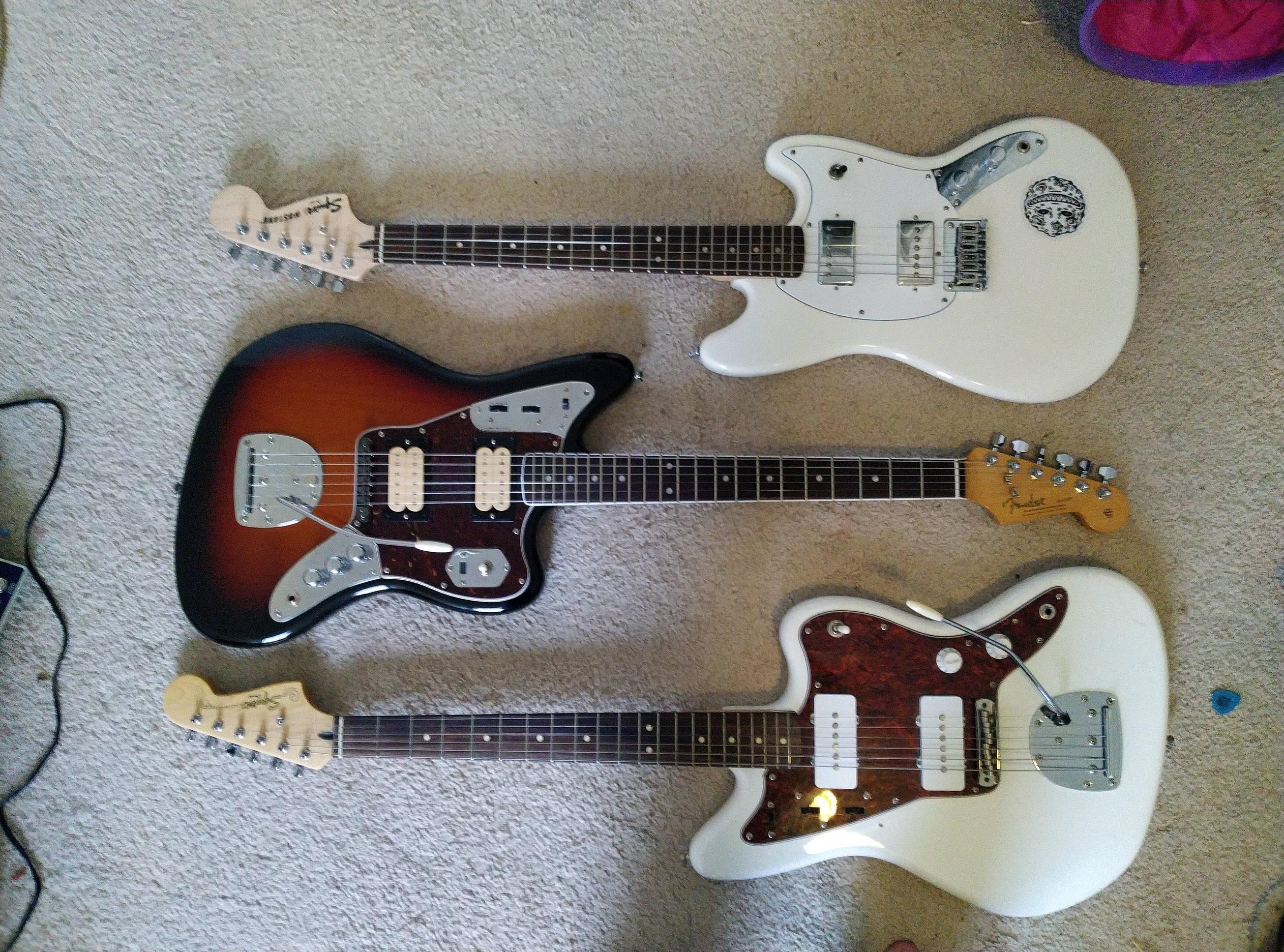 My offset collection! Jaguar, Jazzmaster, and Mustang : r/offset