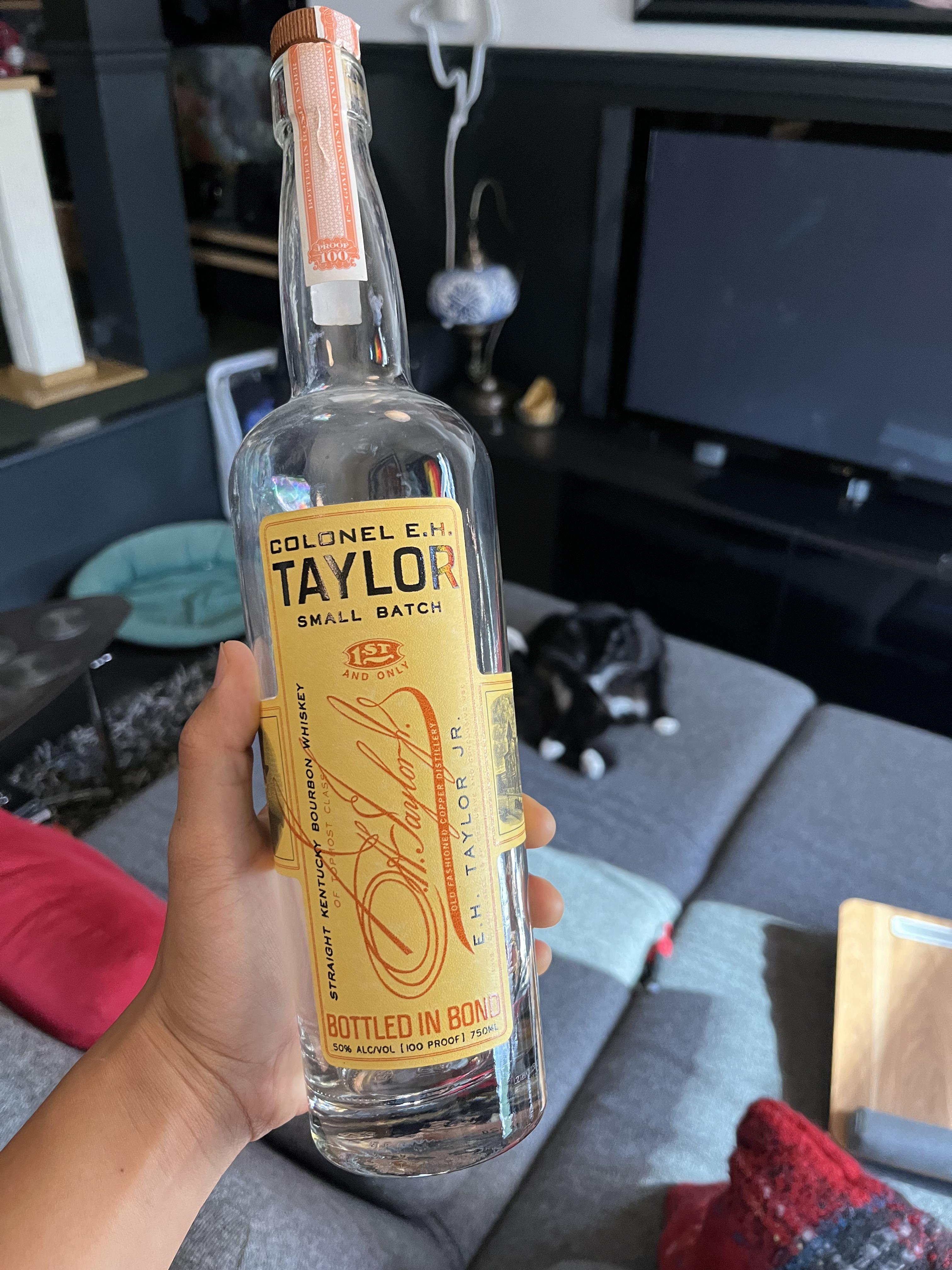 レビュー #48：コロネル E.H. テイラー スモールバッチ バーボン : r