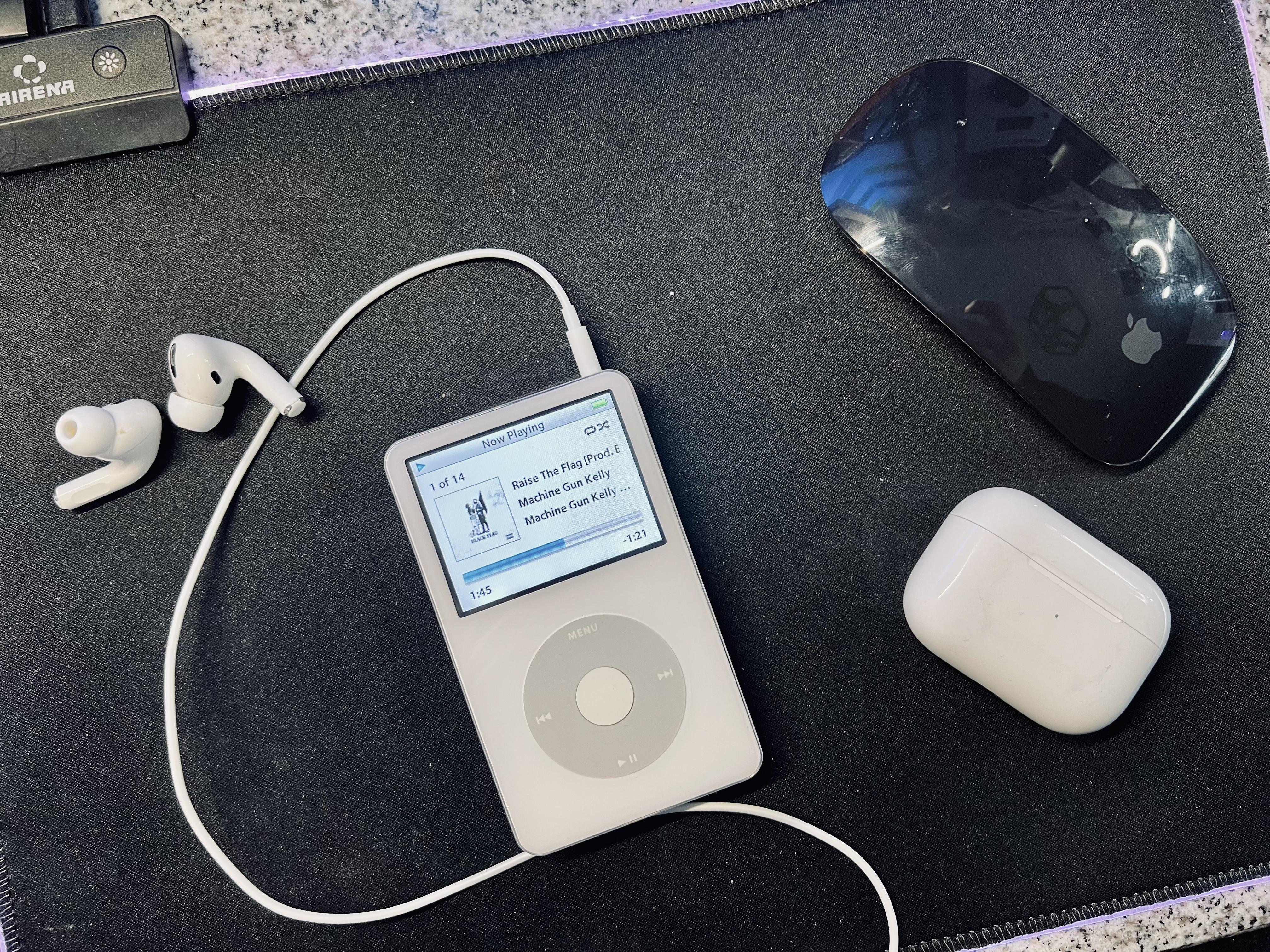 Difference between iPod 5.5 and iPhone with AirPods Pro is crazy