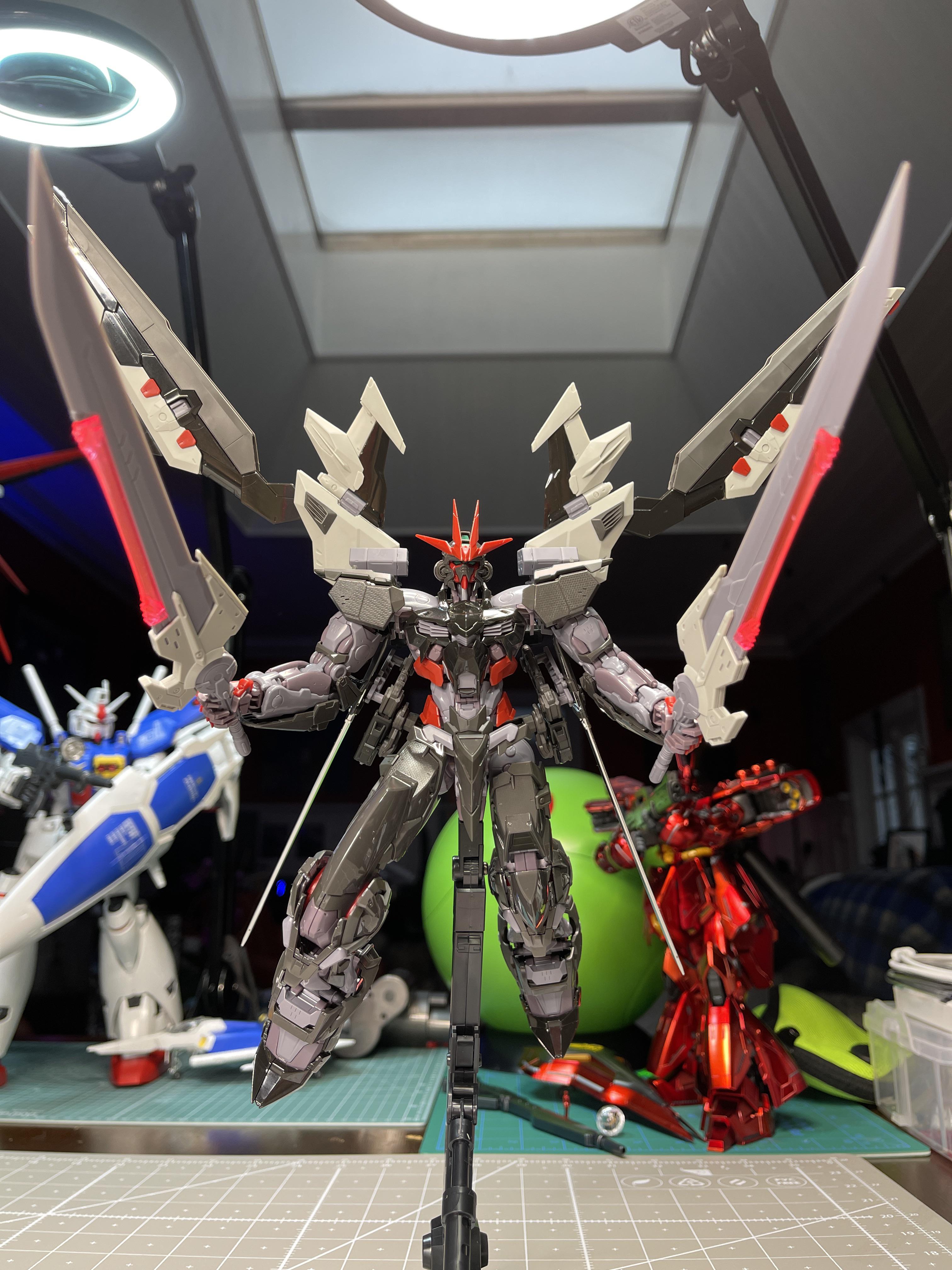 Hi-Res GUNDAM Astray Noir : r/Gunpla