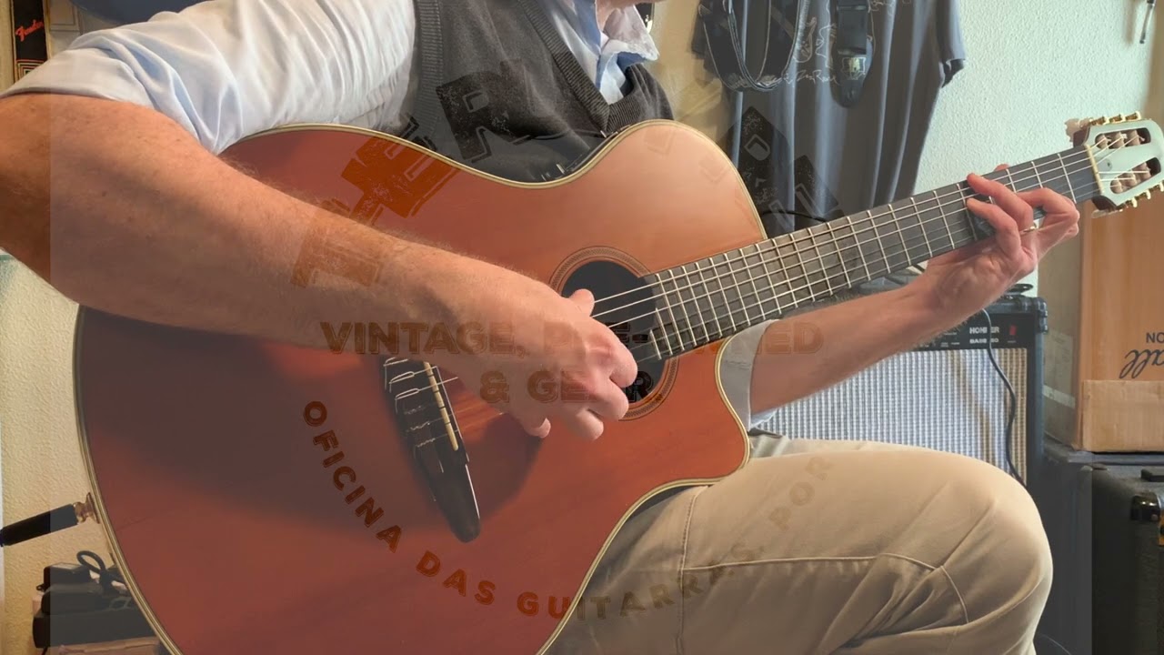 Yamaha Apx10CN Electric Acoustic Nylon string guitar Excellent