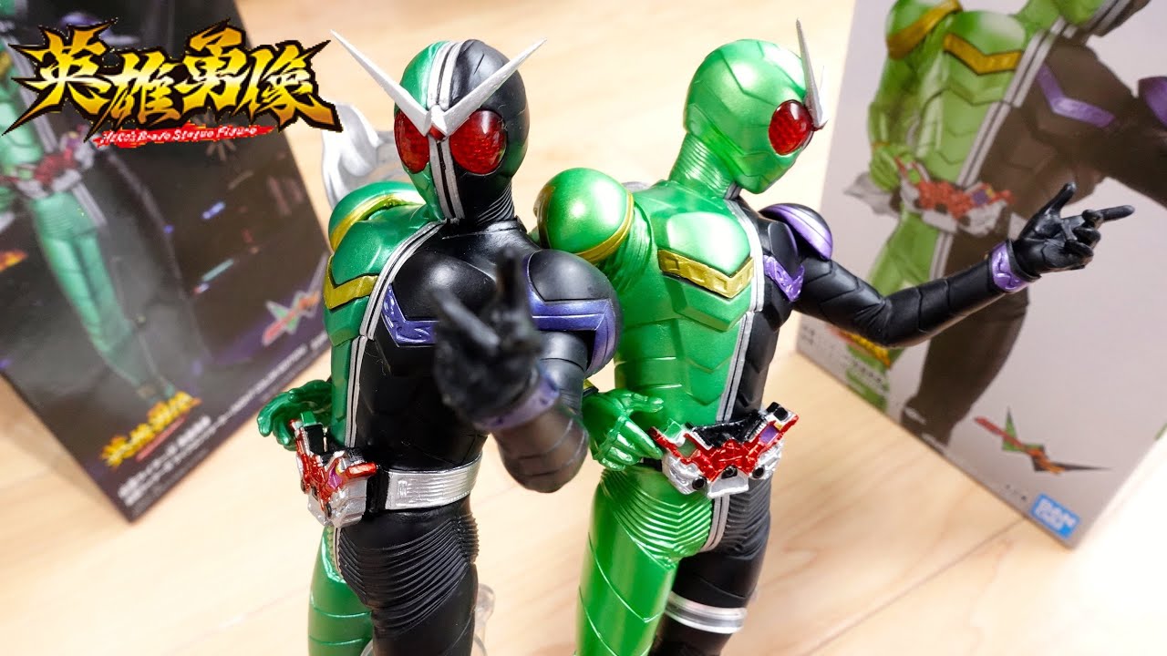 I never knew the W crane game was so amazing! Heroic Statue Kamen