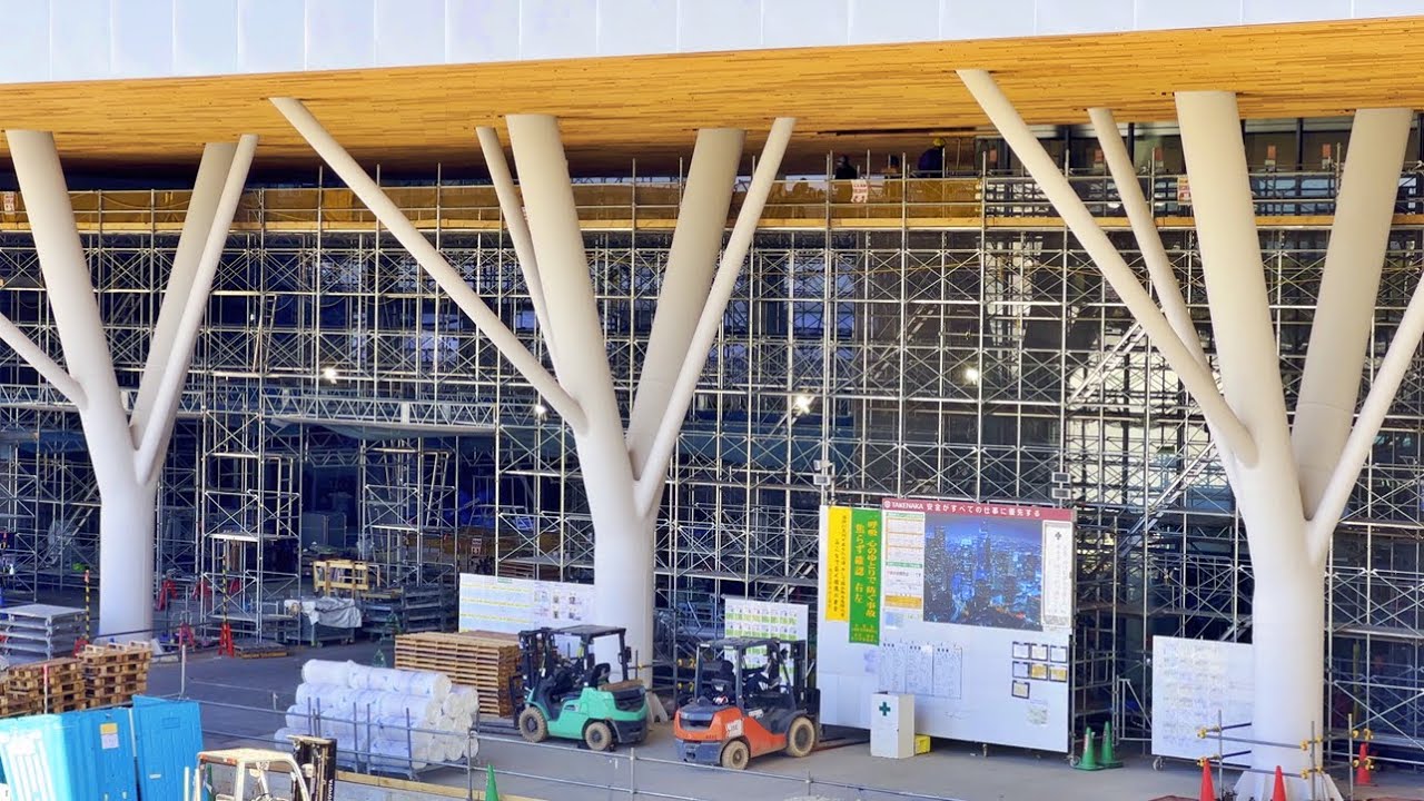 大阪公立大学 / 森之宮キャンパス】2024/11/8 正面入り口の天井部分で