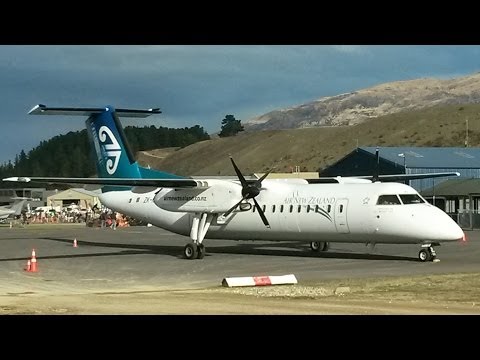 航空機・ヘリコプター BOMBARDIER DASH 8 Q300 AIR NEW ZEALAND Inside