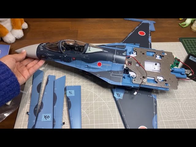 デアゴスティーニ 】F2戦闘機 をつくる 未使用未組み立て 合計44セット