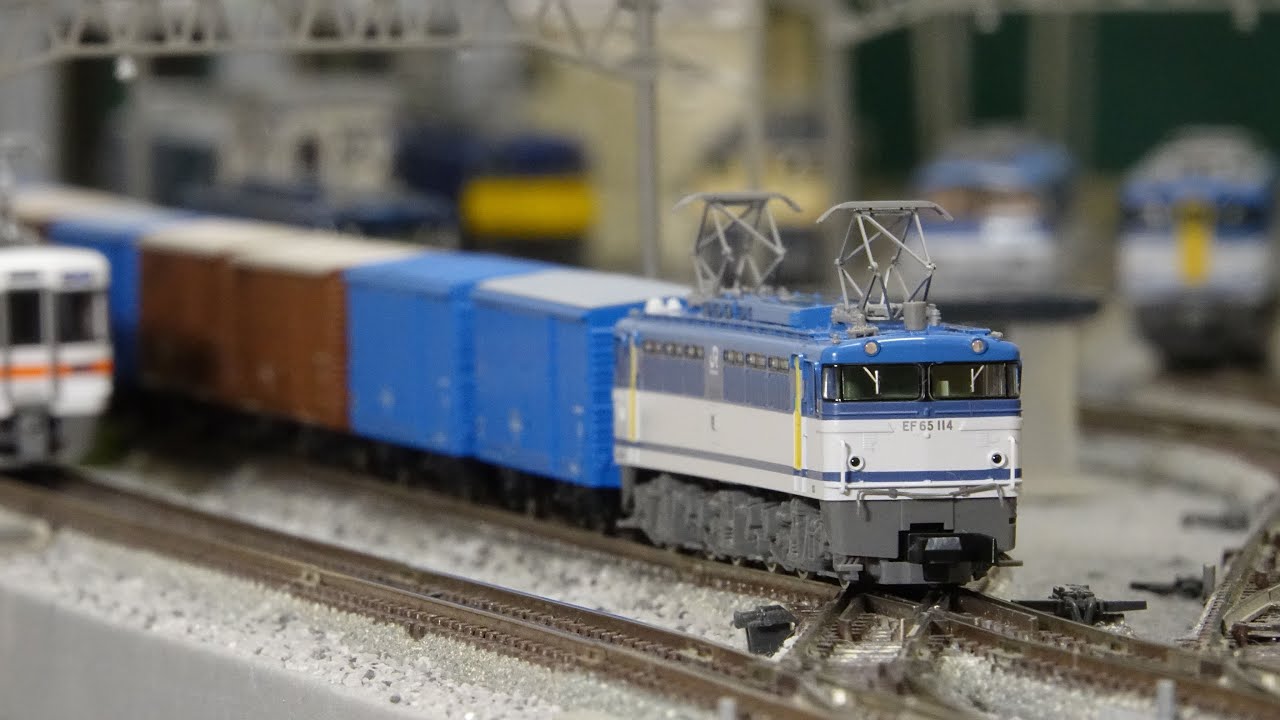 EF65-0 JR貨物更新色の牽引する貨物列車をNゲージ鉄道模型レイアウトで