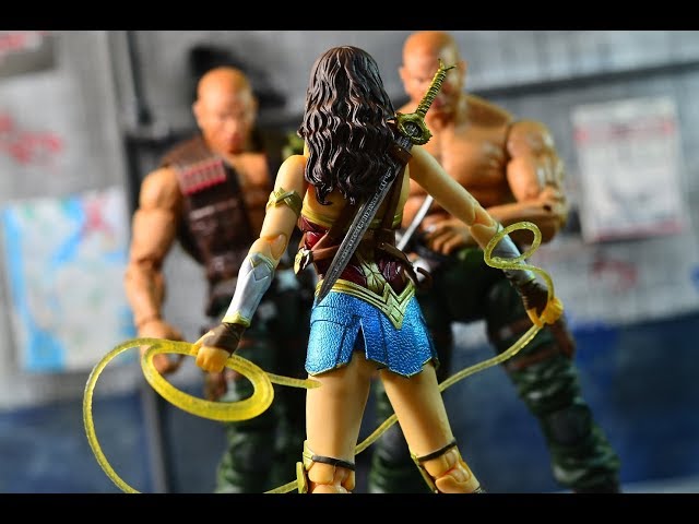 Medicom Mafex 048 Wonder Woman (Wonder Woman) Review - YouTube