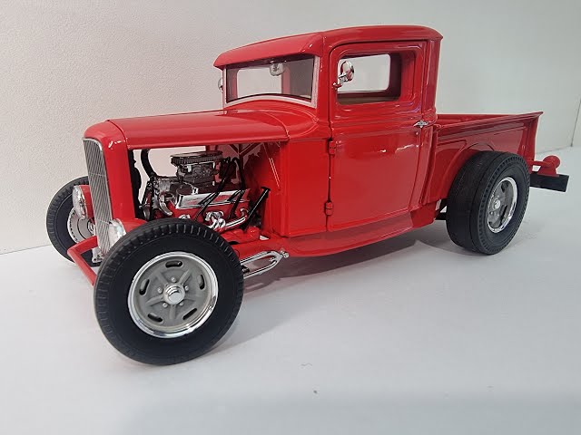 1932 ford hot rod truck made by acme trading company 1/18 diecast