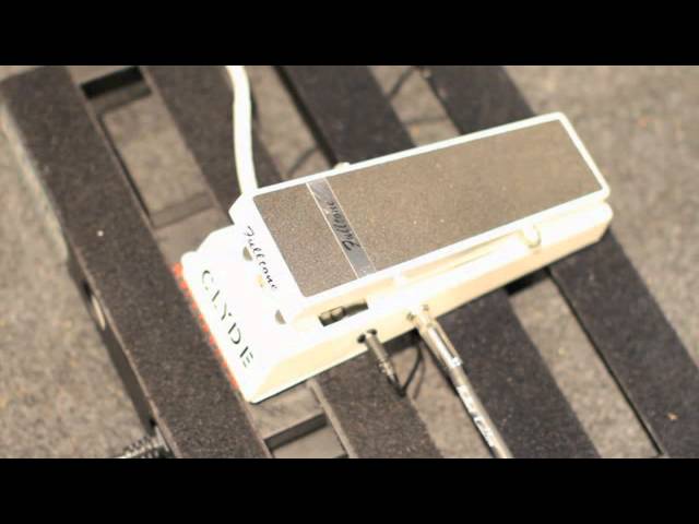 Fulltone Clyde Wah Standard Guitar Pedal Demo - YouTube
