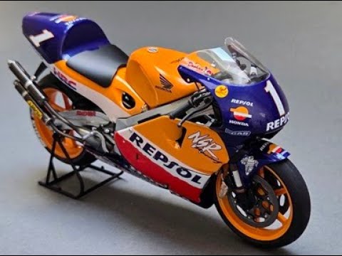 Repsol Honda NSR500 '99 - Mick Doohan #1 - Tamiya 1/12th scale