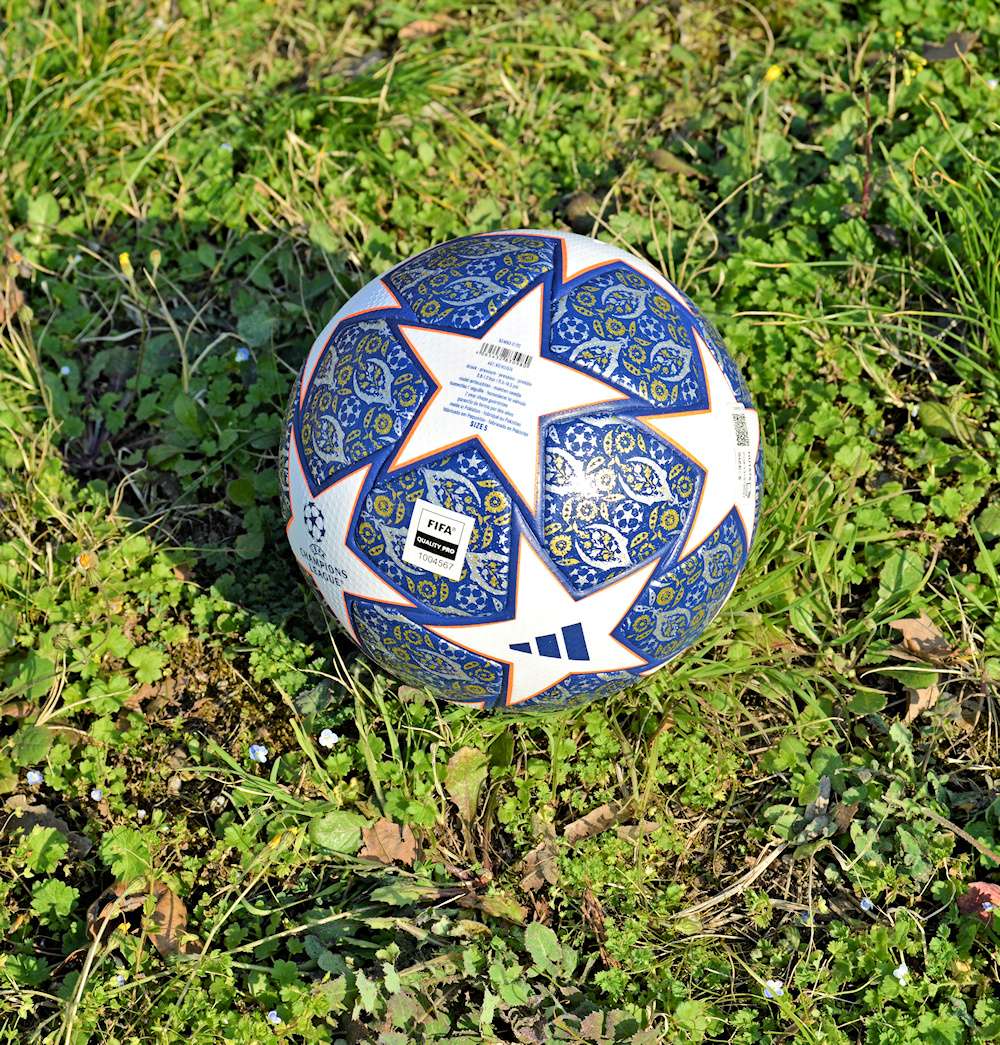 チャンピオンズリーグ公式球Istanbul 23 Final Adidas Istanbul 23