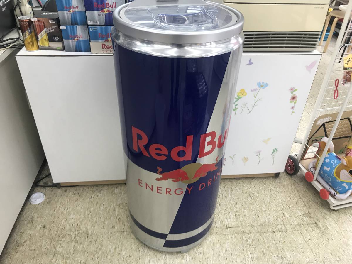 レッドブル RedBull 缶型 大型冷蔵庫 キャスター付き 特大 オブジェ