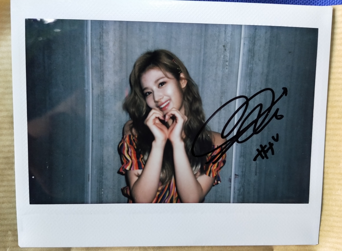 TWICE SANA サイン入りチェキ TWICE サナ 直筆サイン入りチェキ ポラ