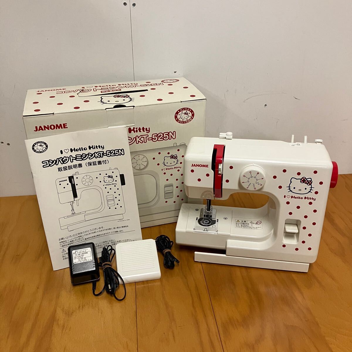 JAGUAR ジャガー ハローキティ コンパクトミシン SN-2000 JAGUAR