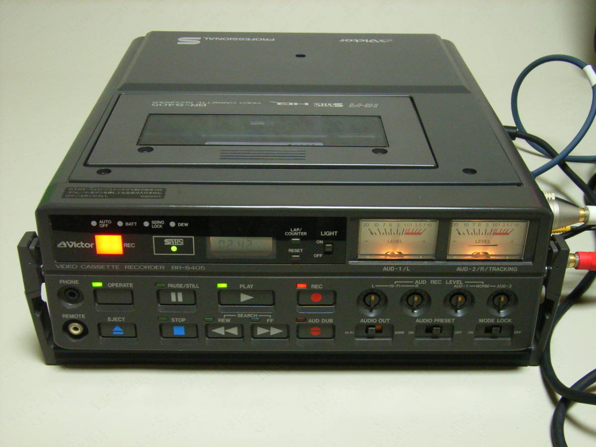ビクター業務用SVHSポータブルBRーS405中古品ジャンク品の出品です
