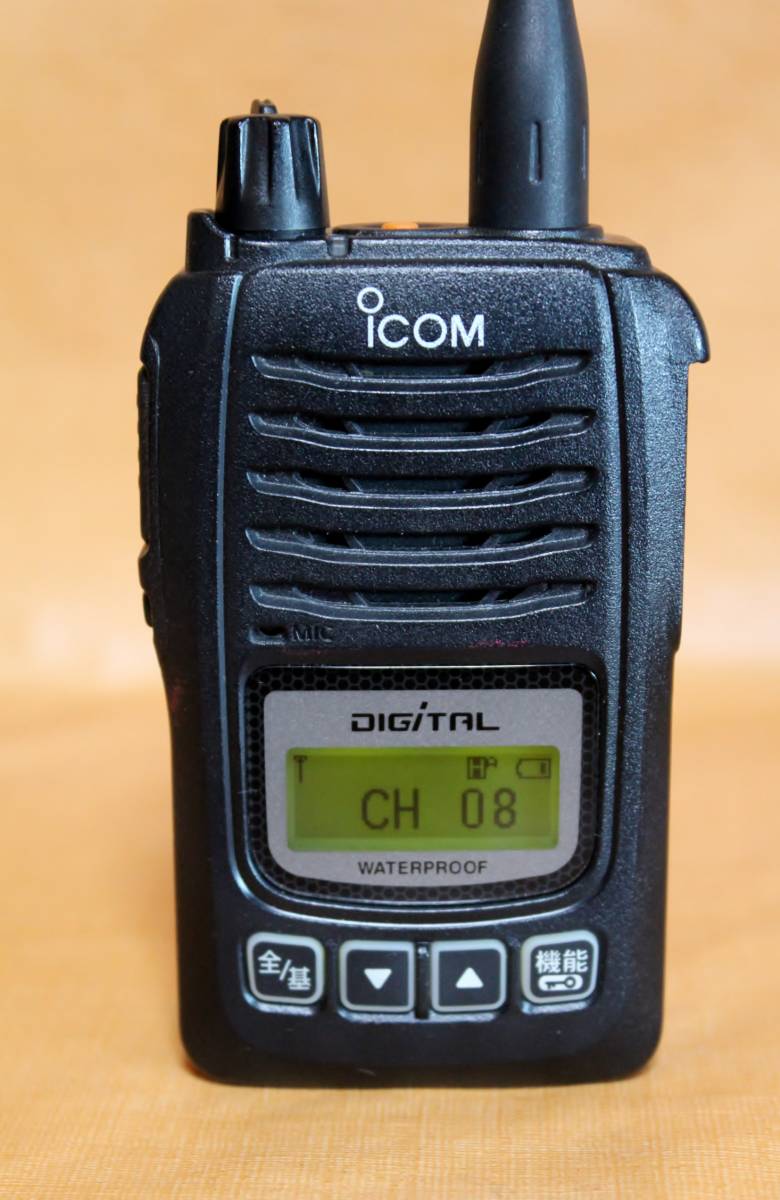 ICOM デジタル簡易無線免許局 IC-DU65C ICOM デジタル簡易無線免許局