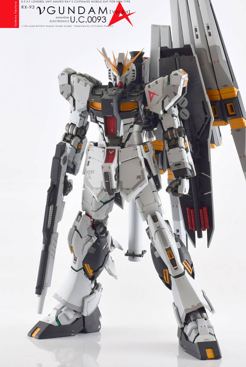 MG1⁄100 RX-93 νガンダム塗装完成品 MG 1⁄100 塗装済み