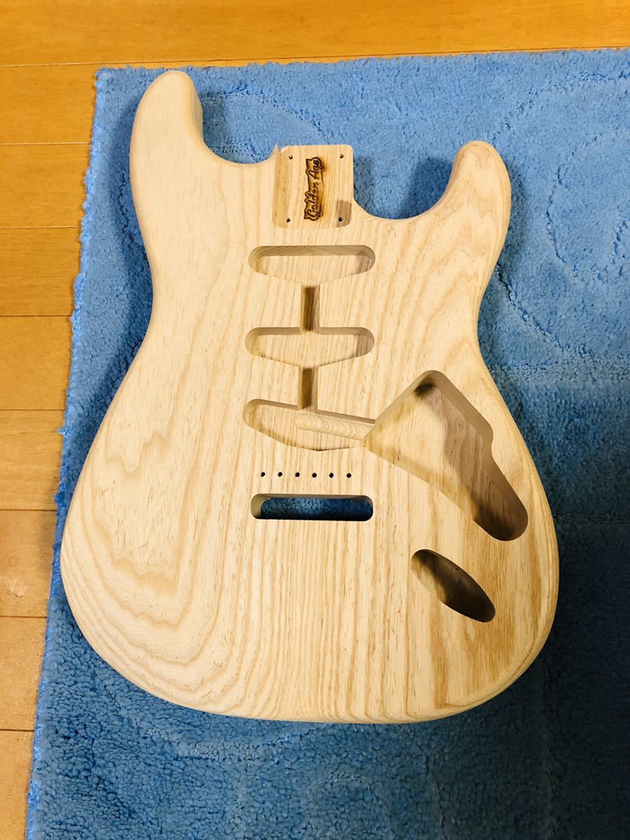 Sword ストラトキャスター スワンプアッシュ ボディ Sword ストラト